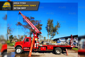 GRÚA TITÁN INTERNATIONAL TEREX 15 TON 1997